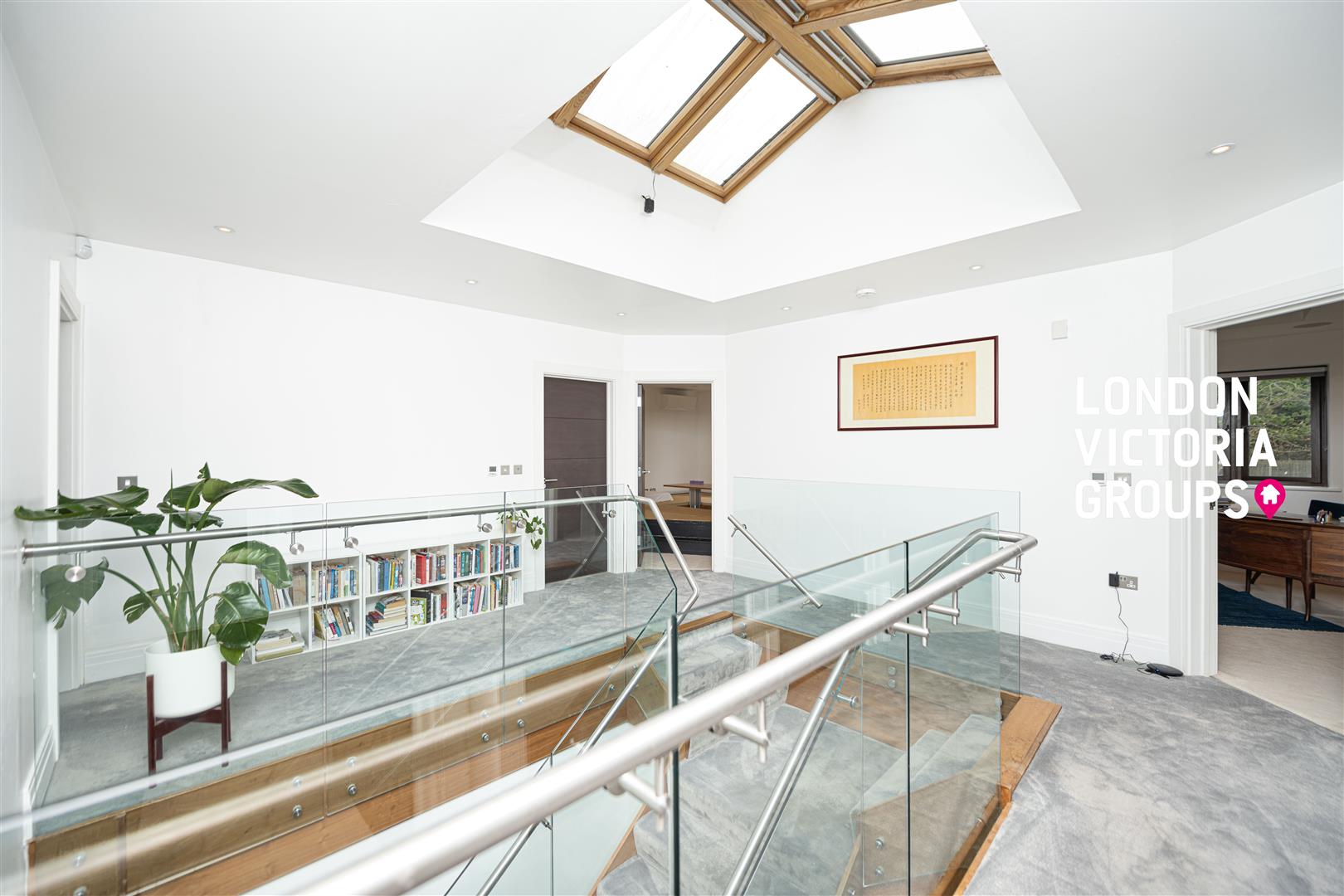 Duchess Crescent, Stanmore